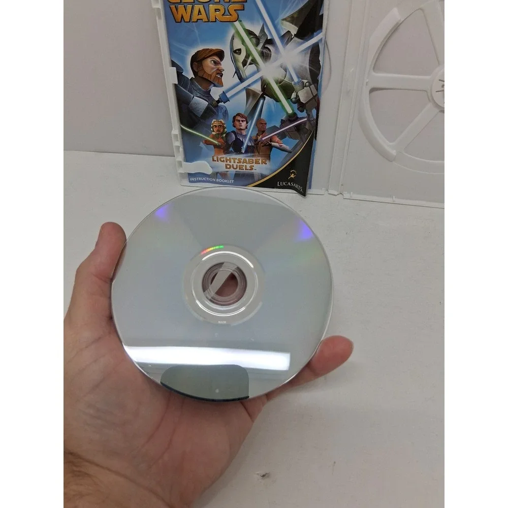 Star Wars The Clone Wars Lightsaber Duels Nintendo Wii LucasArts RVL-RLFE CIB